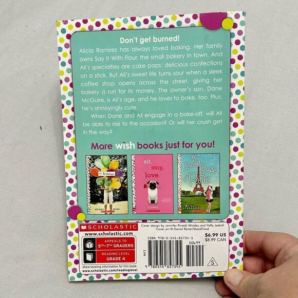 2/$10! Cake Pop Crush Soft Cover Book by 
Suzanne Nelson Ages 9-12 Grades 4-7 - Picture 2 of 2